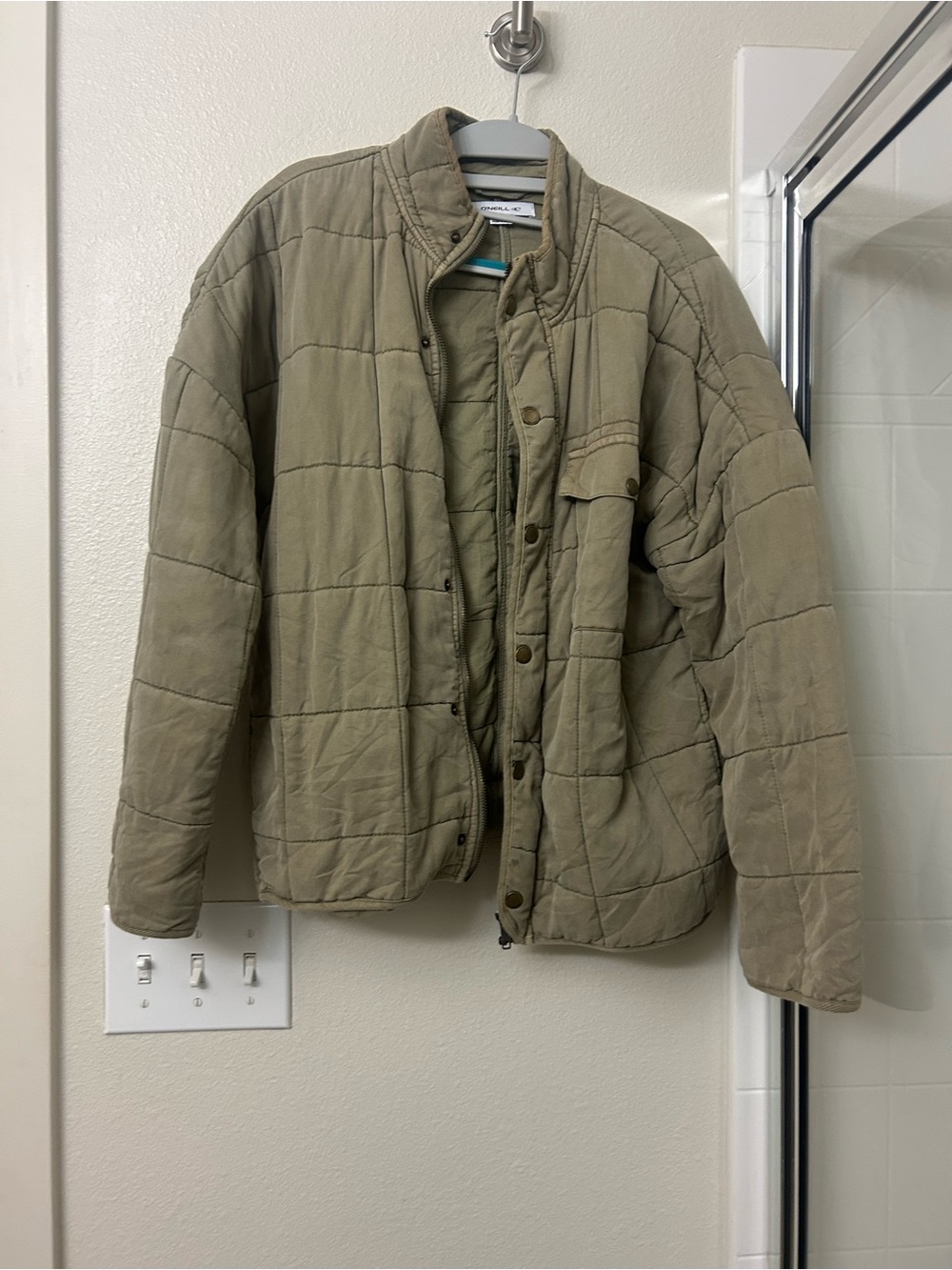 Quilted Olive Green O’Neil women's Jacket - Casual Lightweight Coat